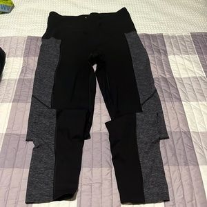 Spanx two-toned leggings